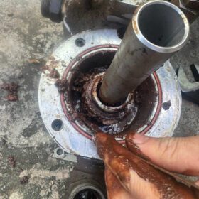 nguyên nhân máy nén khí hao dầu